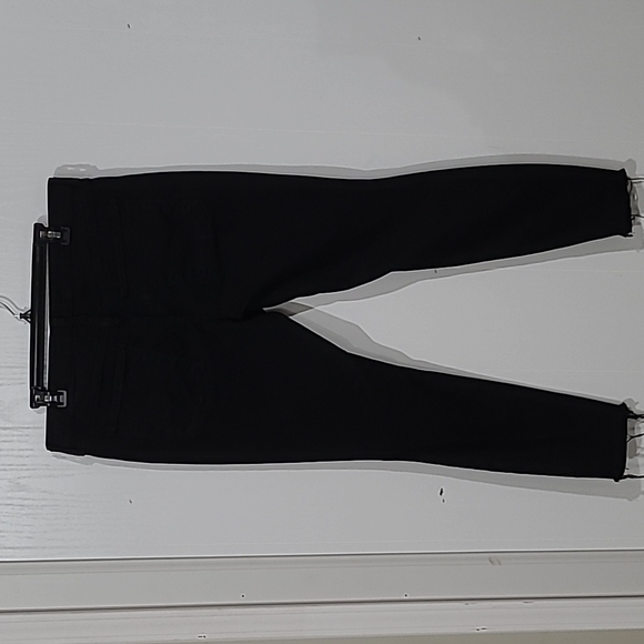 Universal Thread Mid Rise Skinny Jeans - Picture 5 of 6